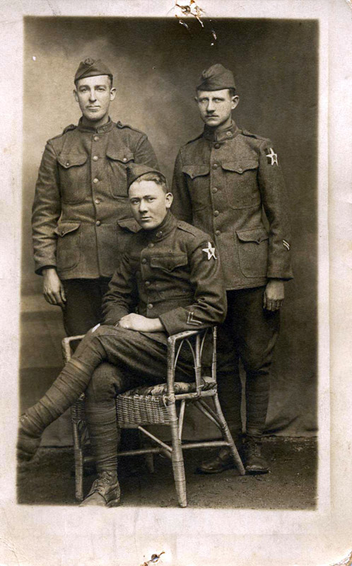 Three unknown members of the 2nd Engineers.