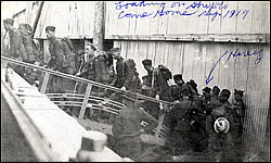 American soldiers boarding USS Pastores